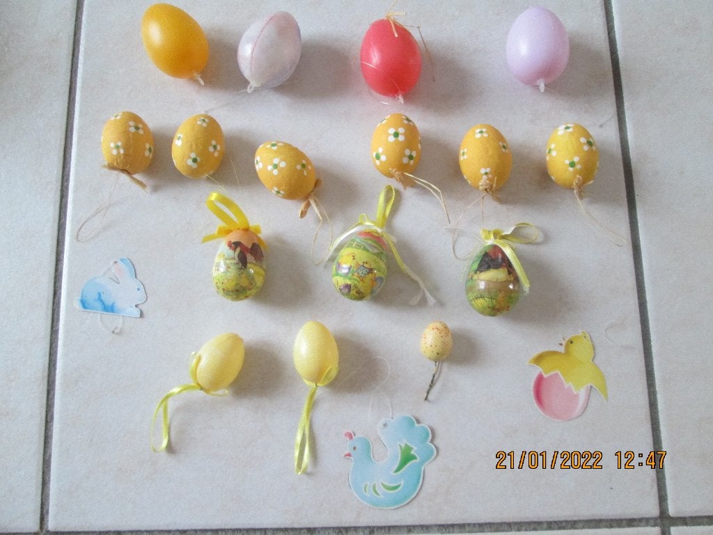 Décor de Pâques : Garnitures diverses., Enlèvement, Comme neuf