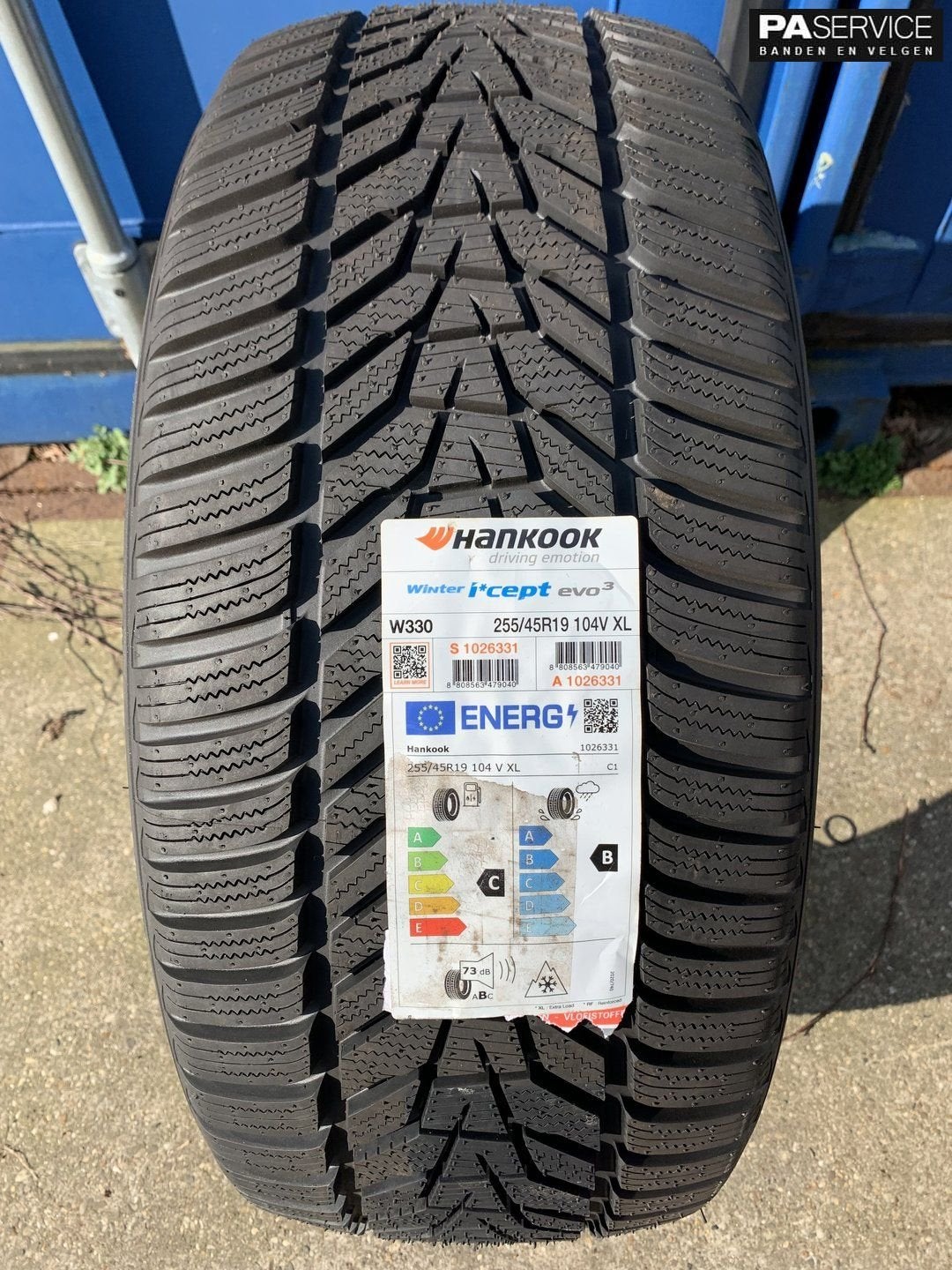 1x Nieuwe Hankook 255 45 19 Winterband, 19 inch, 255 mm, -, -