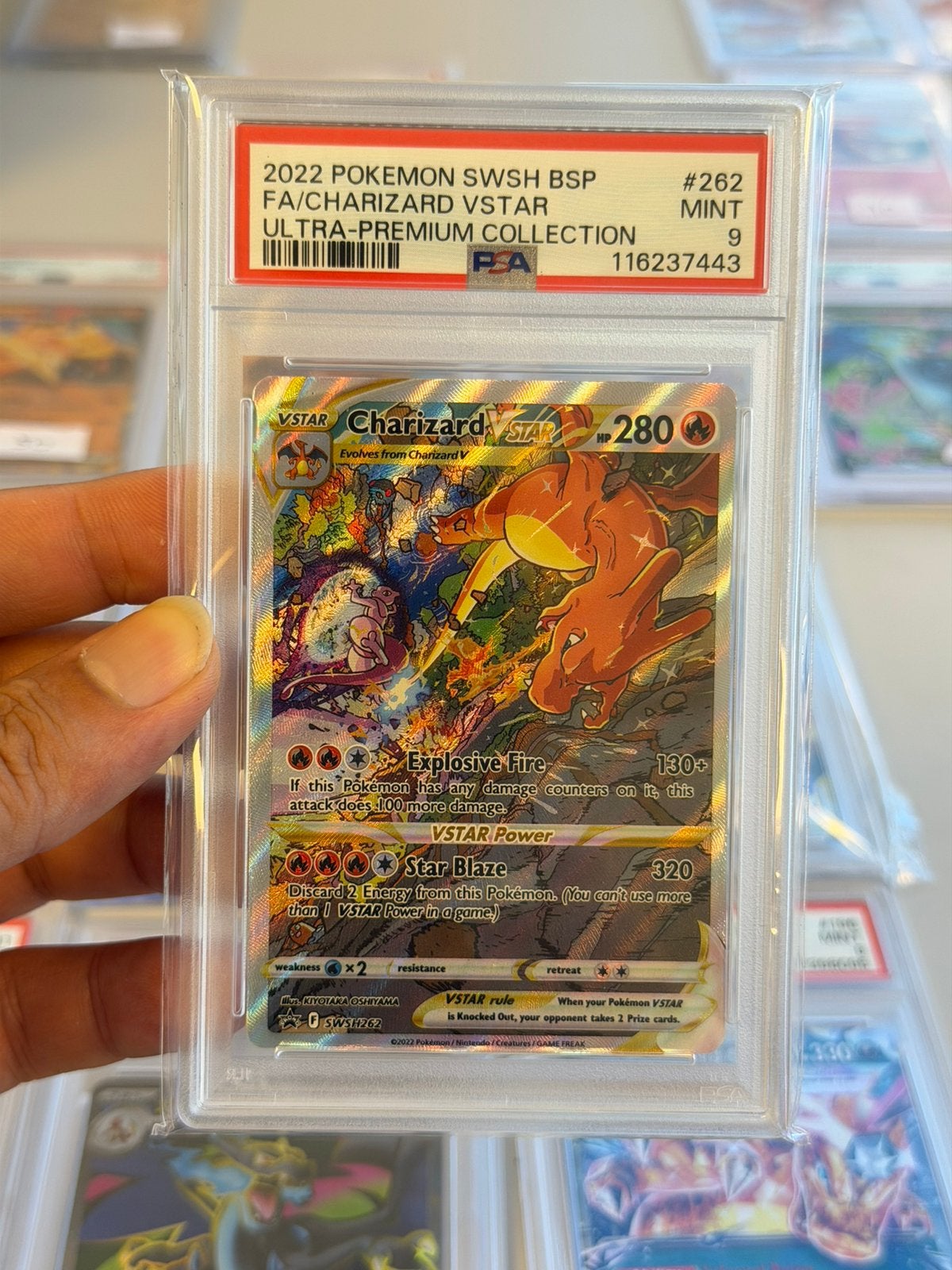Charizard VSTAR SWSH262 PSA 9 2022 Pokémon Promo Graded Slab, Hobby en Vrije tijd, Ophalen of Verzenden, Zo goed als nieuw, Losse kaart