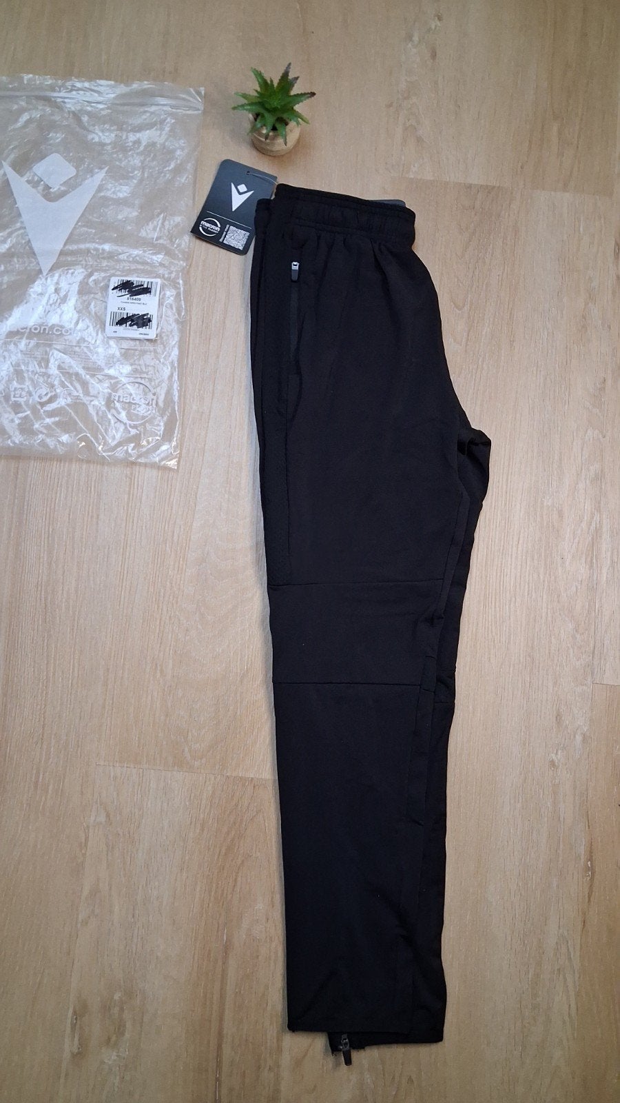 Macron Thames Hero Trainingsbroek - Zwart - Maat XXS - Nieuw, Verzenden, Zwart, Nieuw, Macron
