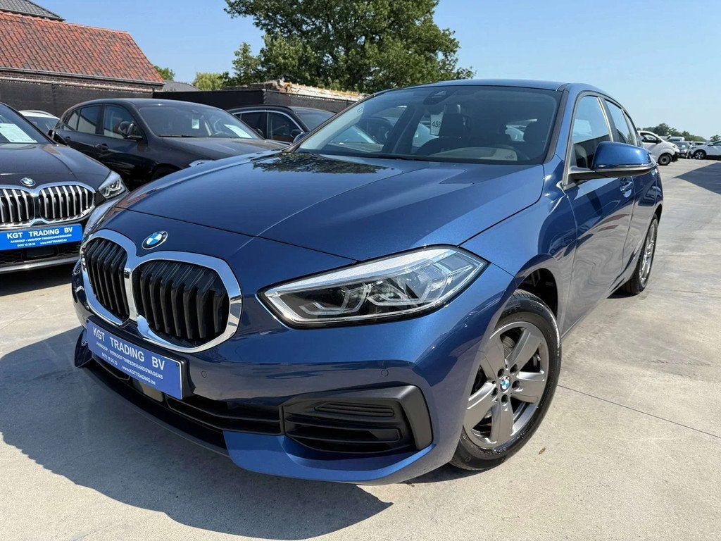 BMW 1 Serie 116 iA AUTOMAAT FULL LED NAVIGATIE LEDER SPORTZE, 116 g/km, 1 Reeks, Gebruikt, Blauw