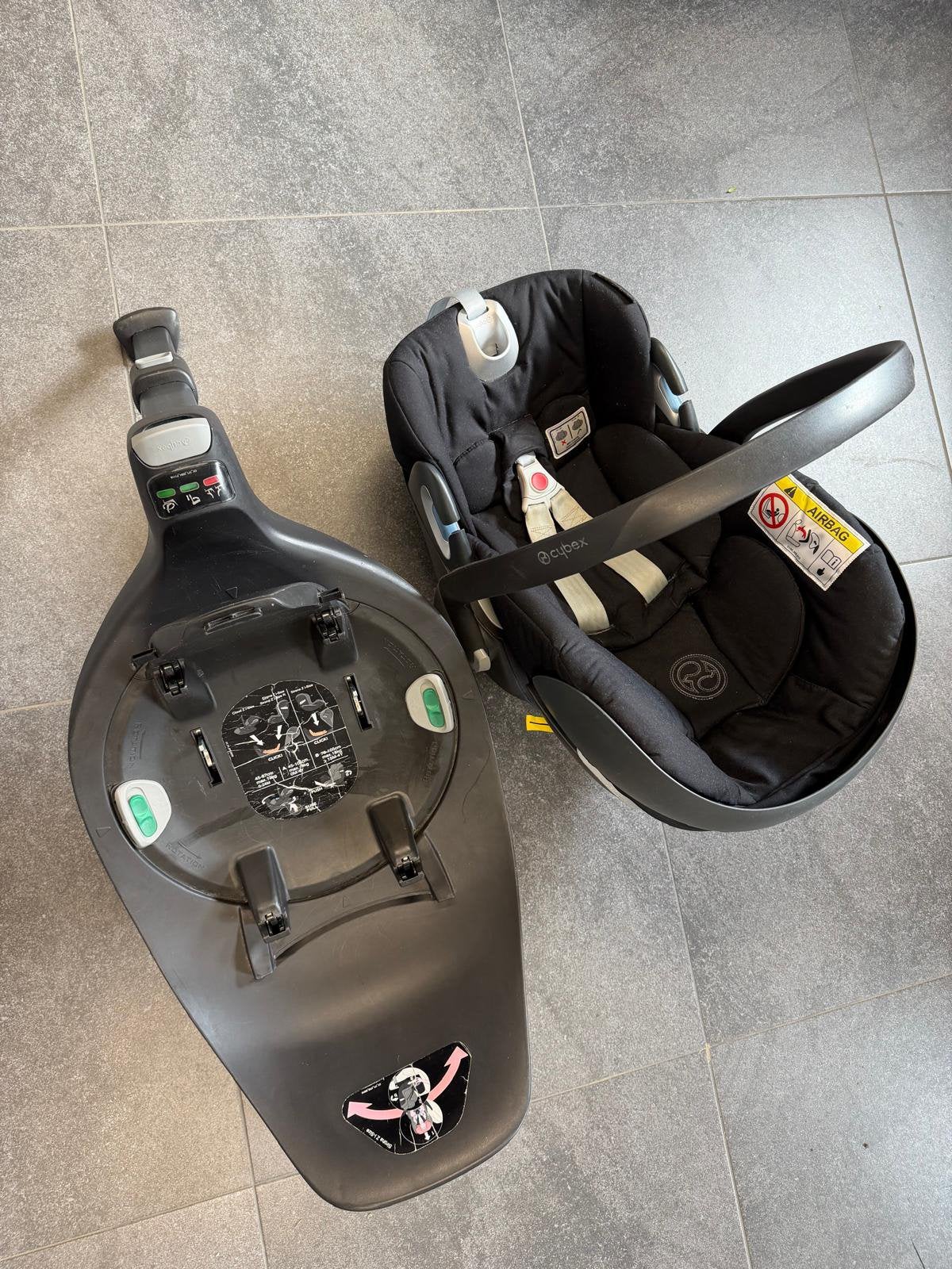 Te koop maxi cosy en onderstel, Enlèvement, Comme neuf