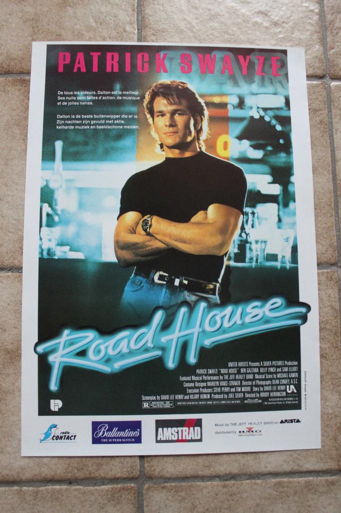Filmaffiche Patrick Swayze Road House 1989 filmposter, Enlèvement ou Envoi, Rectangulaire vertical, A1 jusqu'à A3, Comme neuf