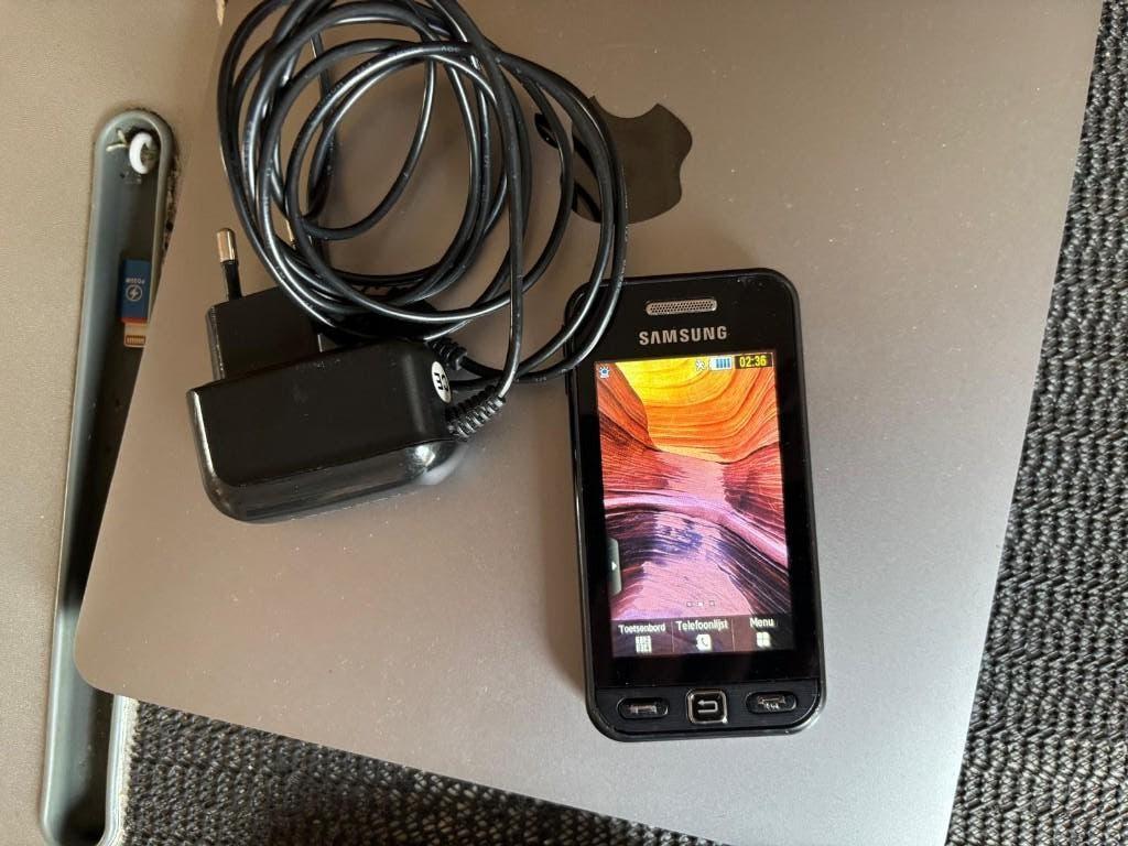 Samsung star retro gsm, Telecommunicatie, Mobiele telefoons | Samsung, Ophalen of Verzenden, Gebruikt, Touchscreen