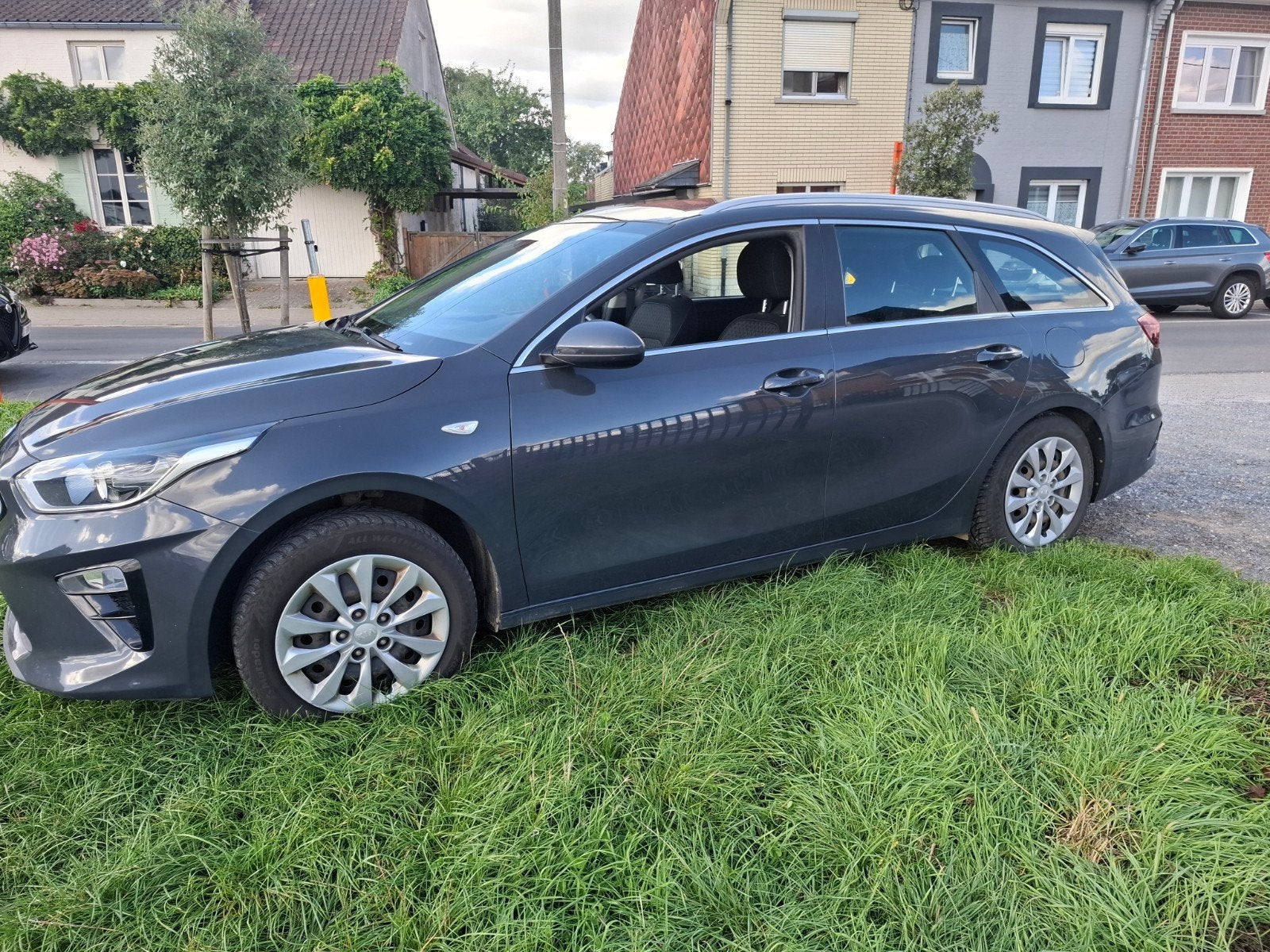 KIA CEED 1.4 BENZINE 1E EIGENAAR EIGEN 1 JAAR GARANTIE, Auto's, Stof, Euro 6, 4 cilinders, Bedrijf