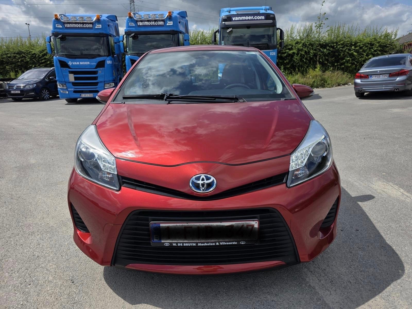 Toyota Yaris/Hybride/essence/2013/61000km, Autos, Toyota, Rouge, Euro 5, Achat, https://public.car-pass.be/vhr/bf92be12-61fd-4faa-b514-23fadfff0971