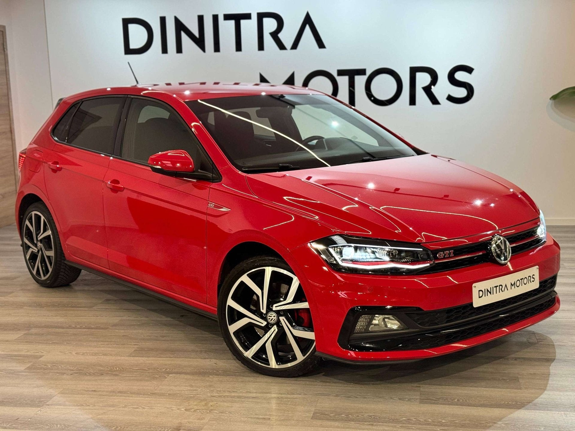 Volkswagen Polo GTI 2.0 TSI - Navi/Cruise/Zetelvw/LED/Digita, Autos, Achat, Euro 6, Entreprise, Entretenue par le concessionnaire