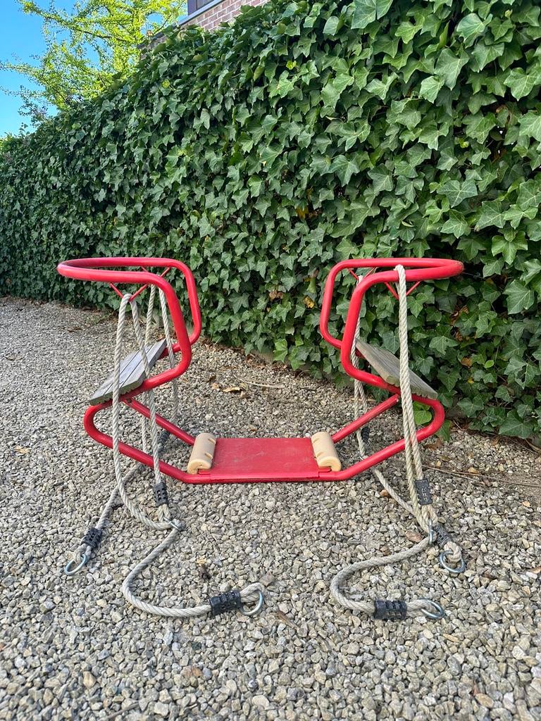 Een retro duoschommel, Ophalen, Gebruikt, Schommel
