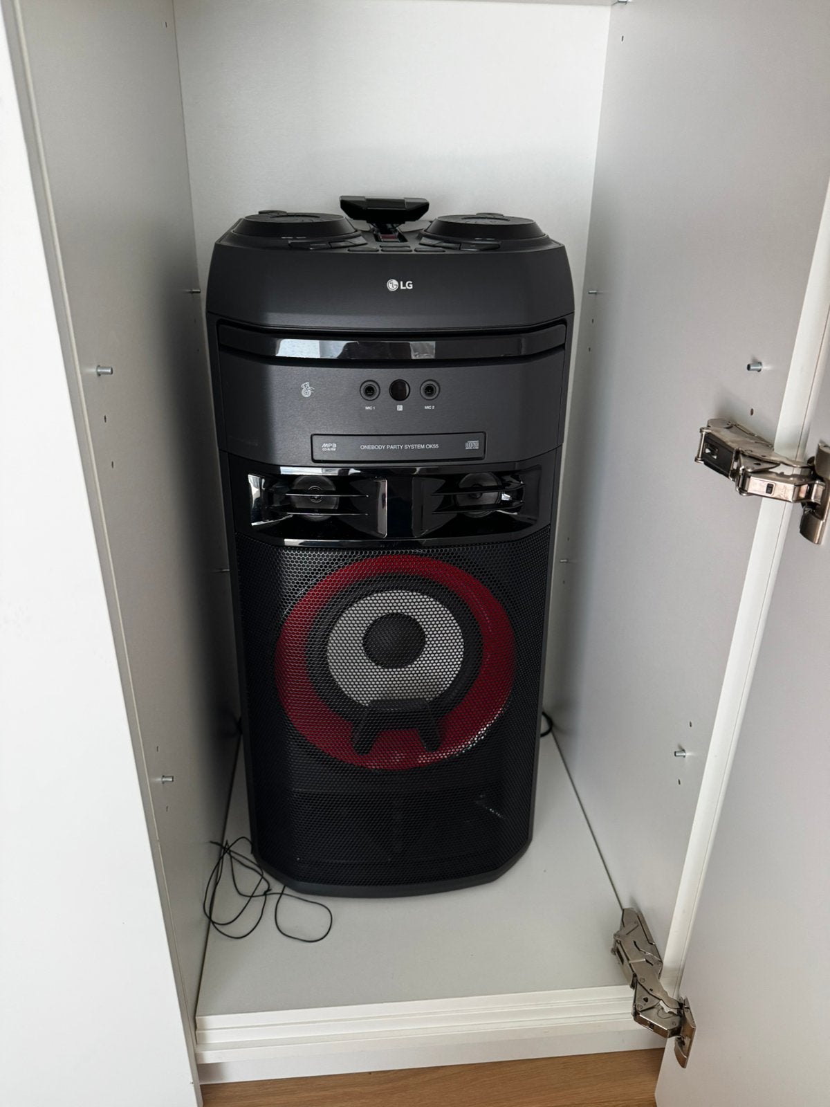 Enceinte LG, Enlèvement, Comme neuf