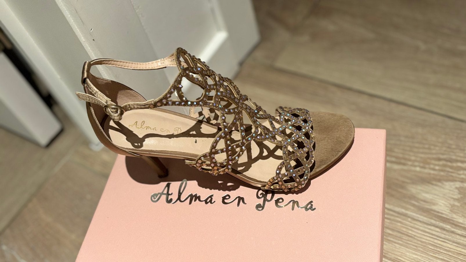 40 schoenen/muiltjes (40) Alma en Pena, Ophalen, Zo goed als nieuw