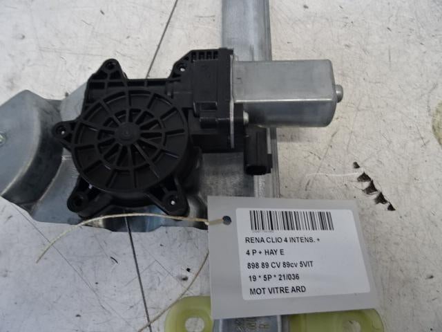 MOTEUR LEVE VITRE ELECTRIQUE ARRIÈRE DROIT Clio IV (5R), Autos : Pièces & Accessoires, Utilisé, Arrière, Renault