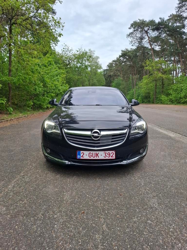 Opel Insignia 4x4 2.0 Turbo 250pk Full option, Auto's, 1998 cc, 4 cilinders, Zwart, Leder