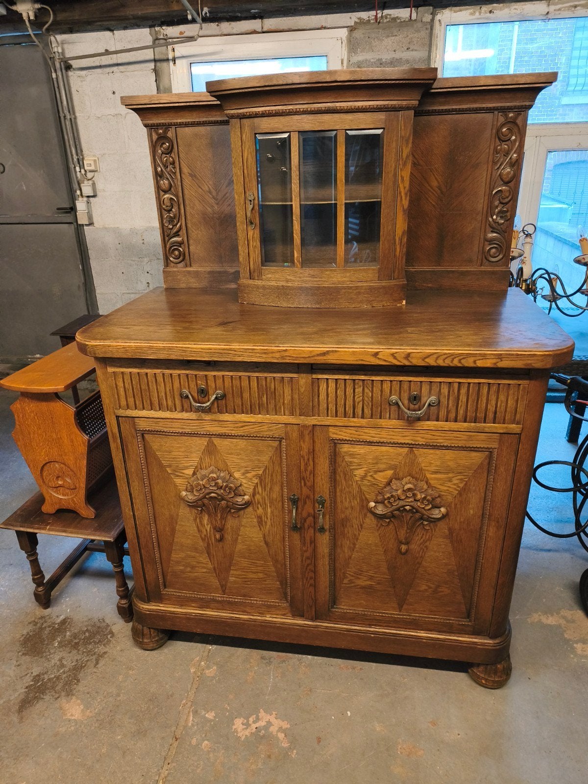 ancien buffet, Enlèvement