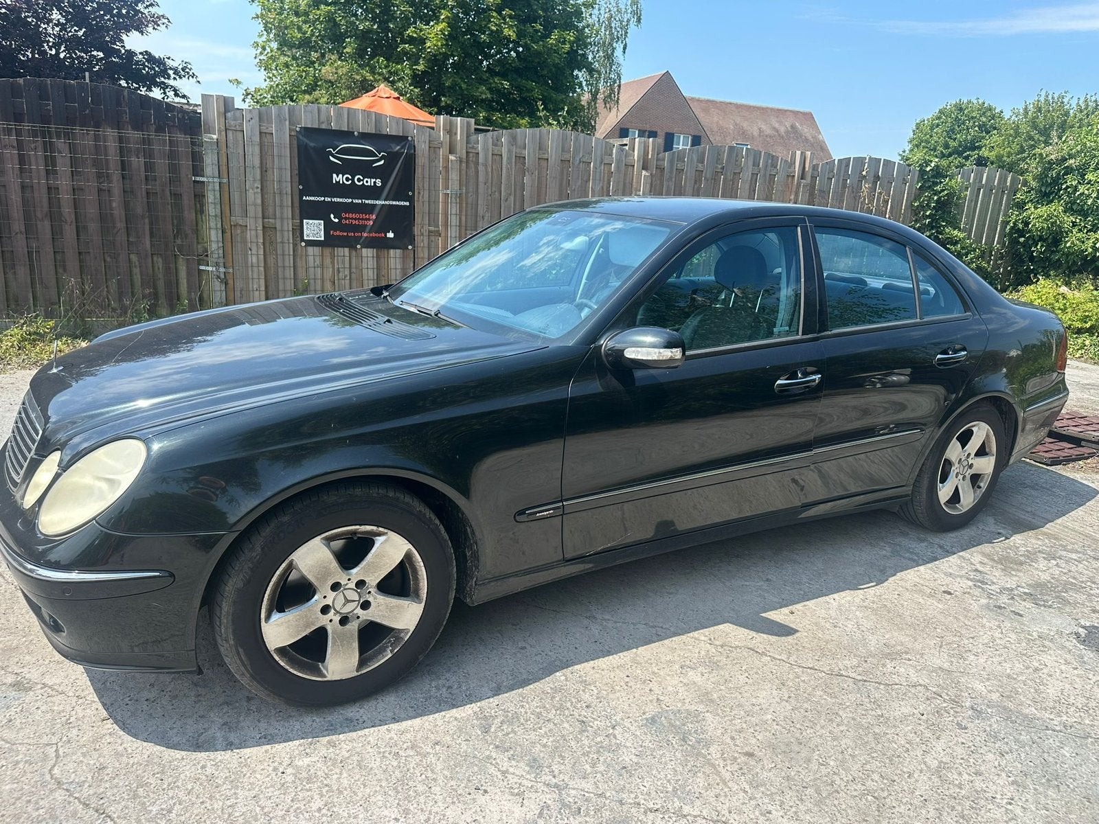 Avant-garde Mercedes et 220cdi, 100 kW, Achat, Boîte manuelle, Noir