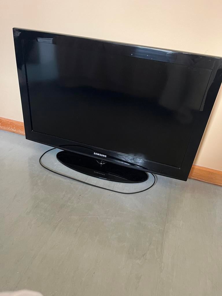 Tv tekoop, Audio, Tv en Foto, Televisies, Ophalen, Zo goed als nieuw