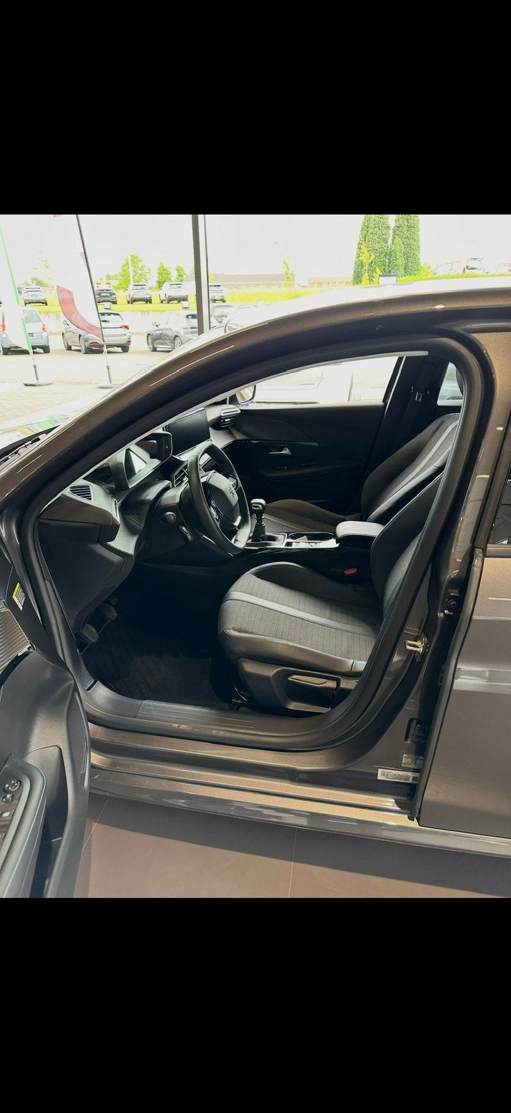 Peugeot 208 AB hatchback benzine, Auto's, Achterwielaandrijving, Euro 6, 1199 cc, 1165 kg