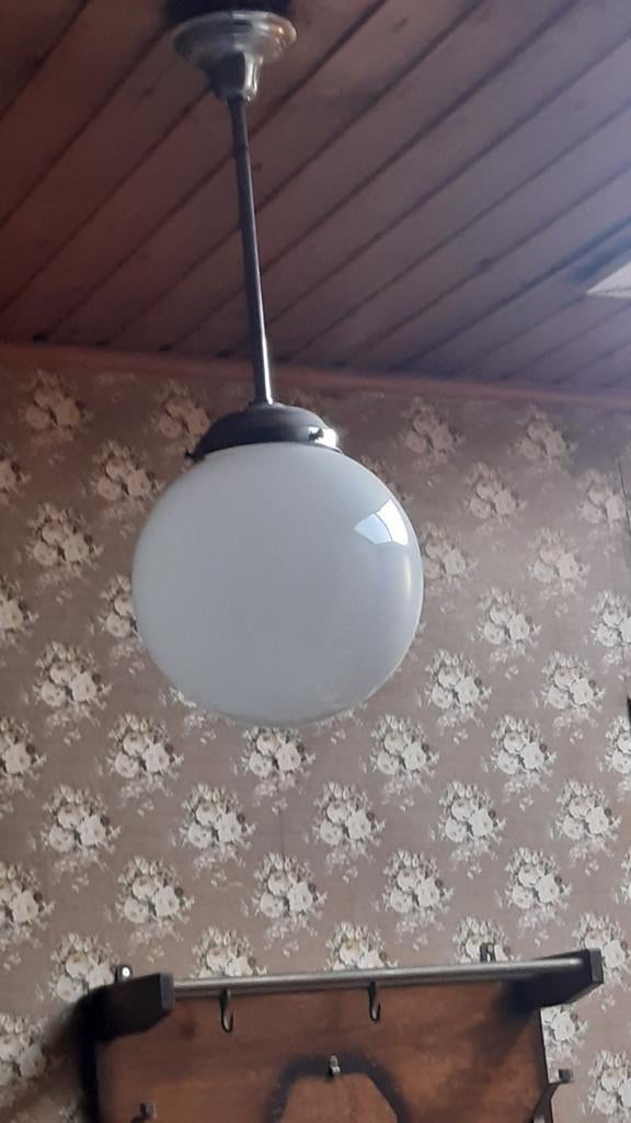 Vintage luchter in melkglas, Enlèvement