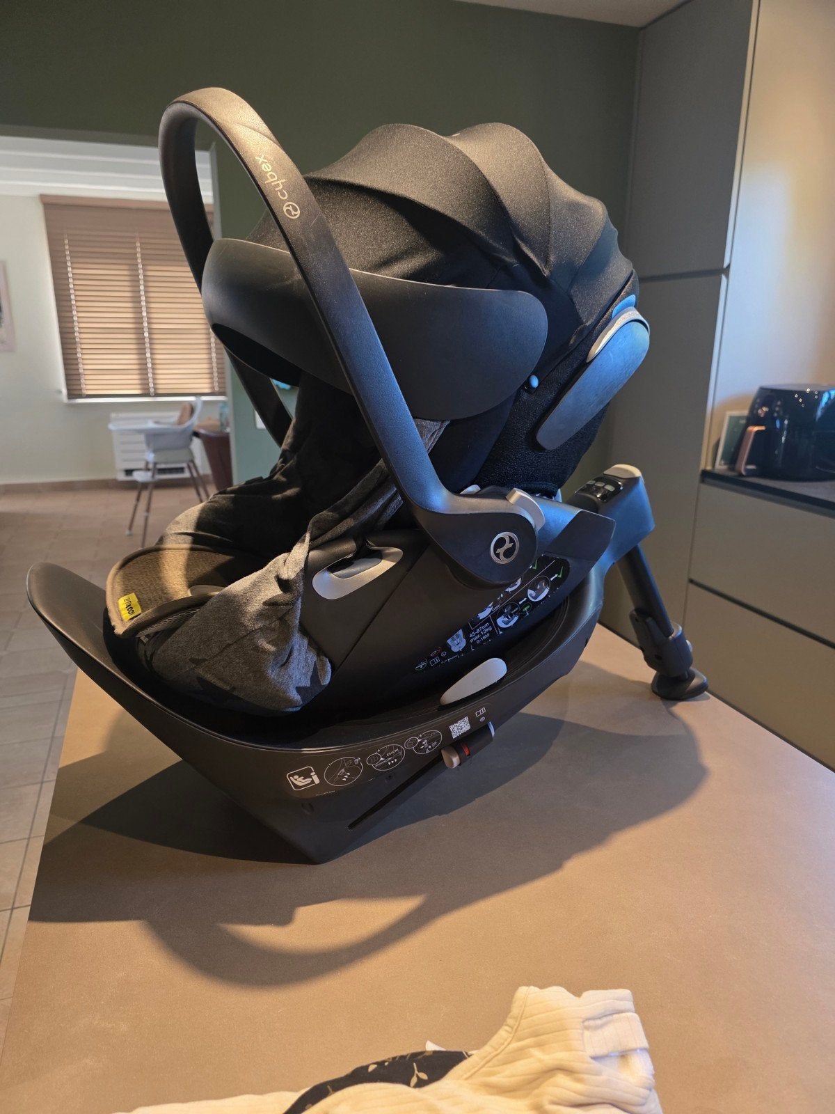 Cybex cloud Z i-size + base 360 draaibaar, Kinderen en Baby's, Ophalen, Zo goed als nieuw, Isofix