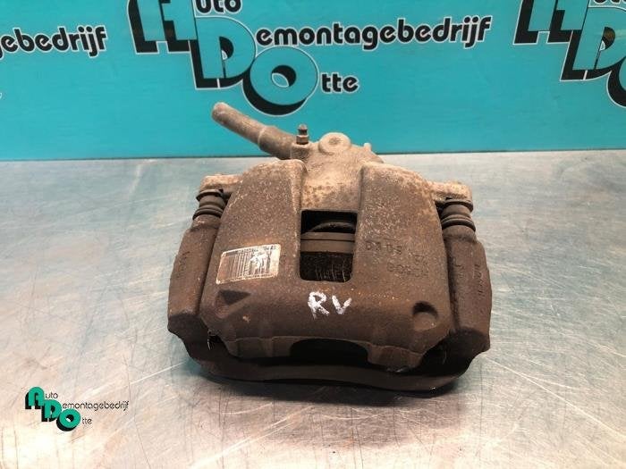 Remklauw (Tang) rechts-voor van een Peugeot 307 (307 01-), Gebruikt, -, -, Ophalen of Verzenden