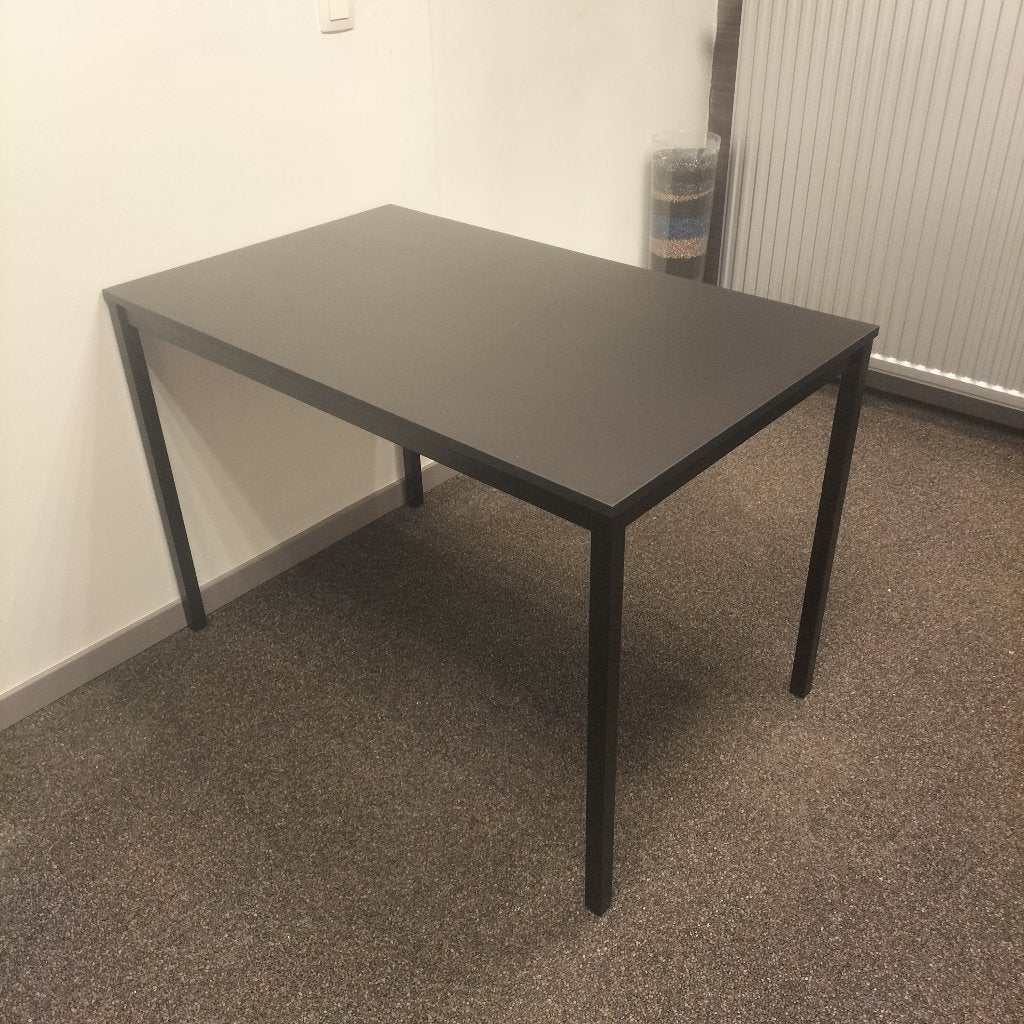 Table Ikea TÄRENDÖ 110*70, Trois personnes, 100 à 150 cm, Comme neuf, Enlèvement