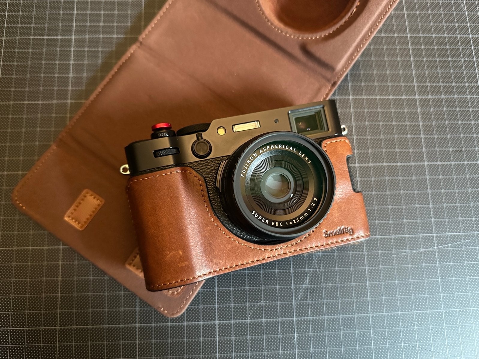 Fuji x100vi + accessories + box + invoice, Enlèvement ou Envoi, Comme neuf, Fuji