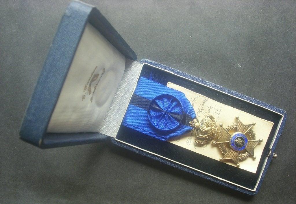 Officier unilingue nominative ordre Léopold II écrin Fonson, Envoi, Autres, Ruban, Médaille ou Ailes