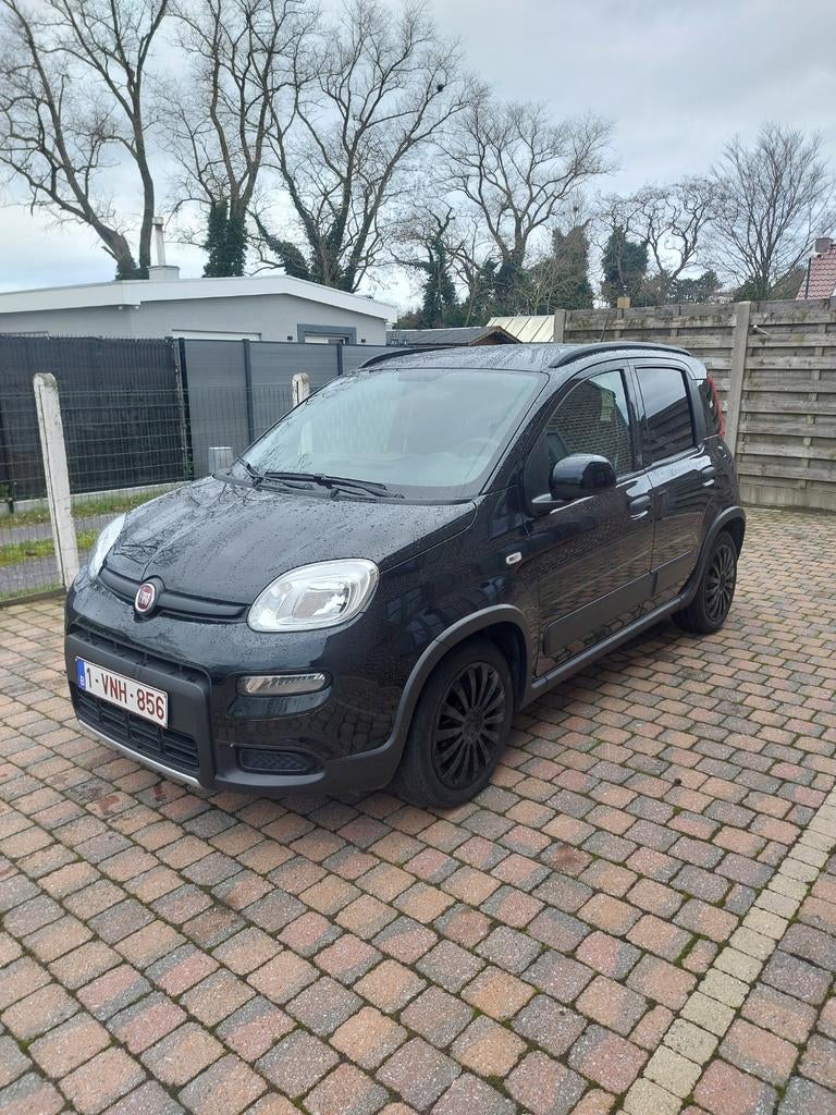 Fiat Panda Elektrisch/Benzine Hybride slechts 40.000 km, Auto's, Voorwielaandrijving, Stof, Panda, Zwart