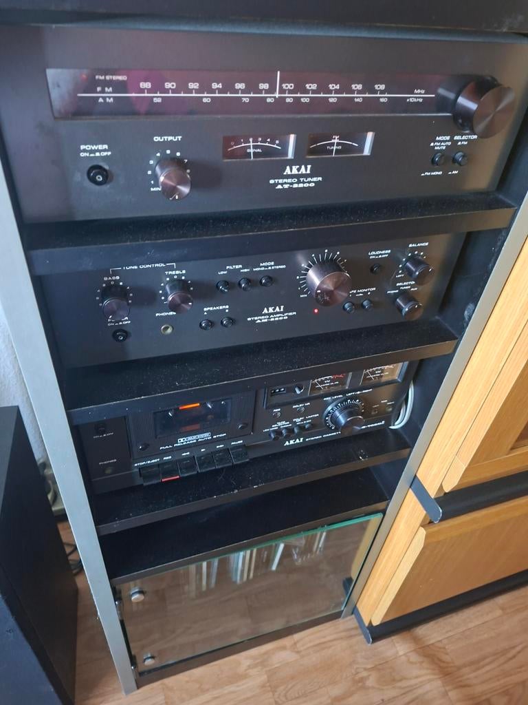 Akai stereo, Ophalen, Akai