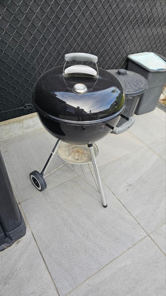 Weber 46cm bbq, Tuin en Terras, Houtskoolbarbecues, Ophalen