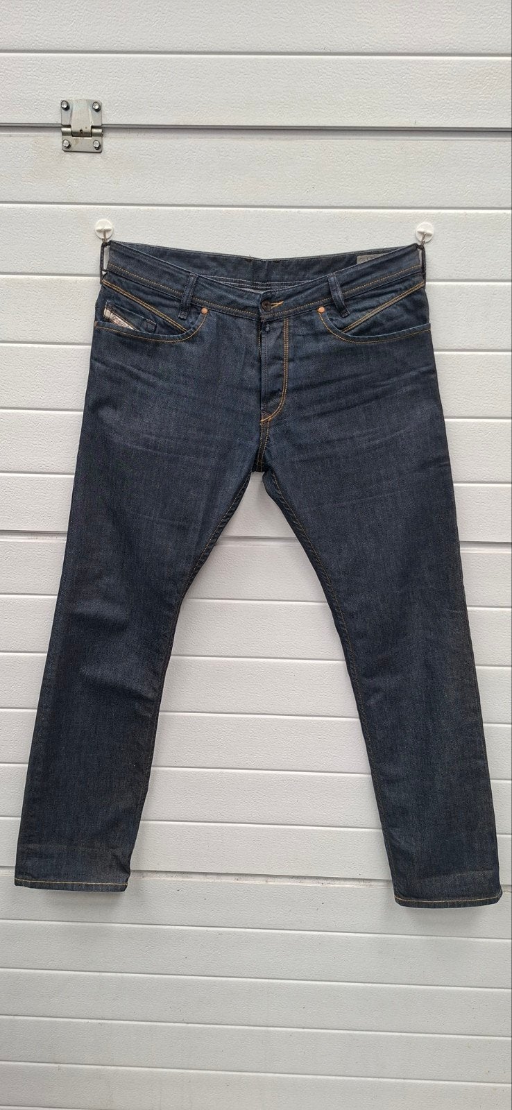 Jeans Diesel Lakop taille W34 L32 bleu foncé, Diesel, Enlèvement ou Envoi, Comme neuf, W33 - W34 (confection 48/50)