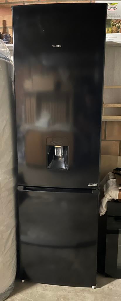 Frigo, Elektronische apparatuur, Koelkasten en IJskasten, Ophalen, Nieuw, Met vriesvak
