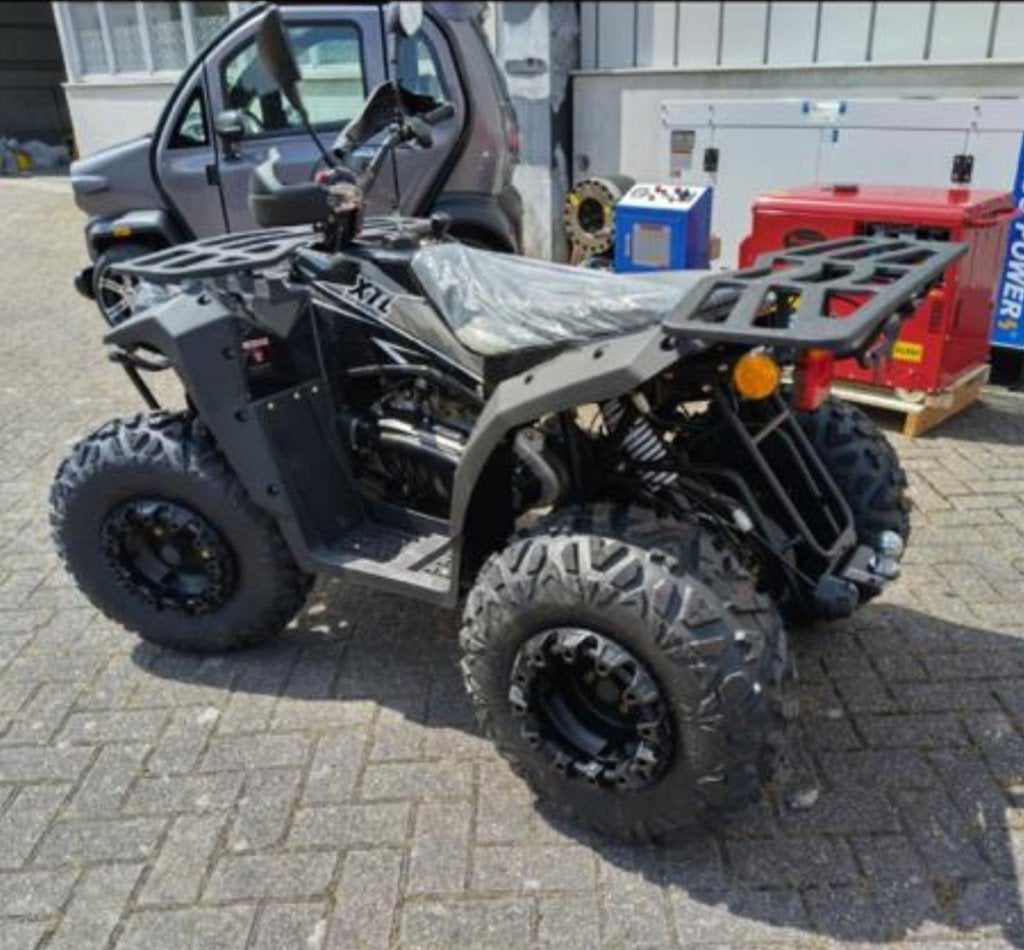 Commander 200 Quad, Motos, Jusqu'à 11 kW, 1 cylindre, 176 cm³