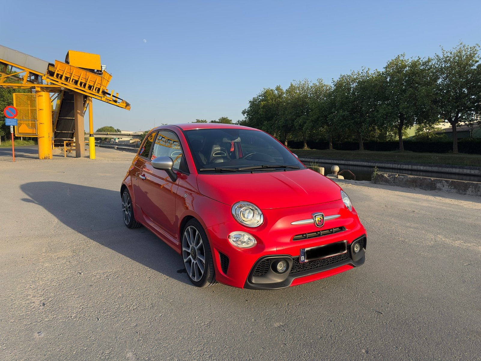Abarth 595 Turismo automaat BLANCO GEKEURD, Auto's, Fiat, Particulier, Benzine, Euro 6, Automaat, Rood, Zwart, Leder, Ophalen