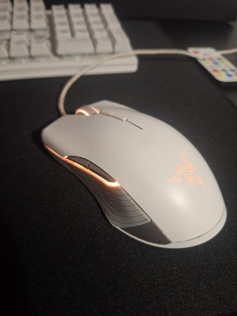 Souris Razer lancehead edition, Enlèvement, Souris
