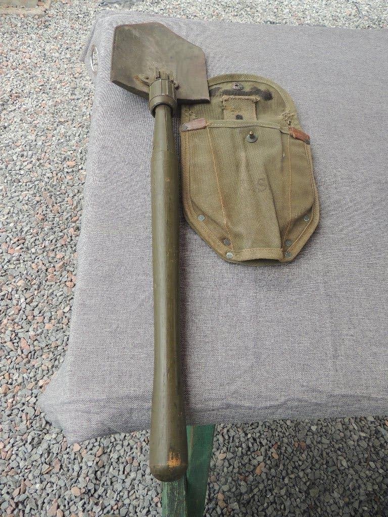 PELLE PLIANTE US + HOUSSE VOIR PHOTOS, Collections, Enlèvement ou Envoi, Armée de terre, Autres types