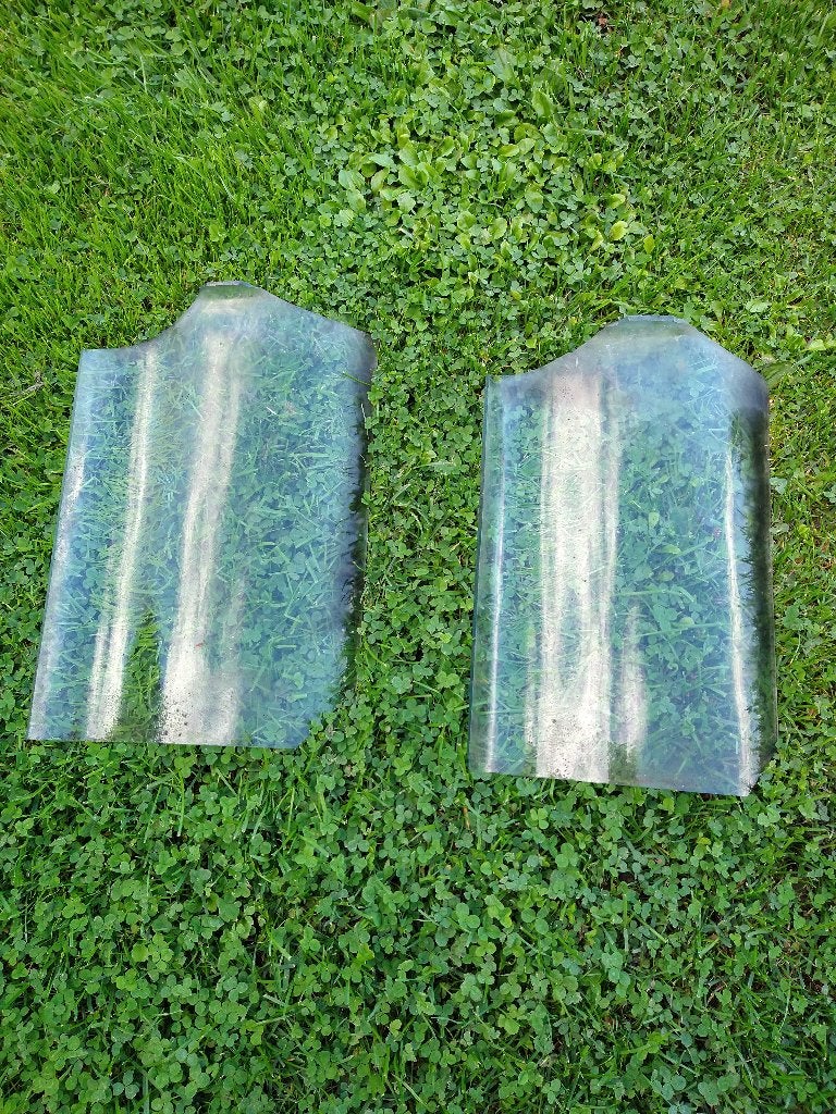 2 boomse glazen dakpannen, Antiek en Kunst, Ophalen