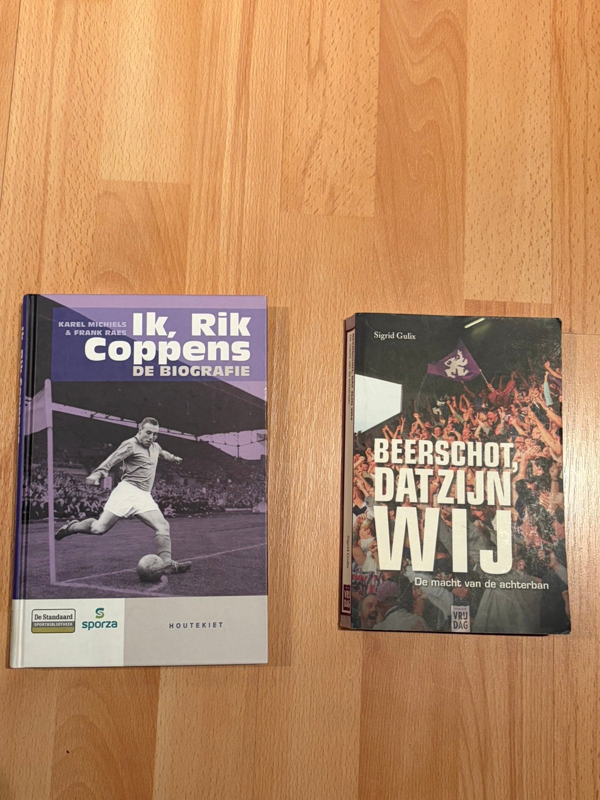 Biografie rik coppens en wij zijn beerschot, Boeken, Ophalen of Verzenden, Zo goed als nieuw
