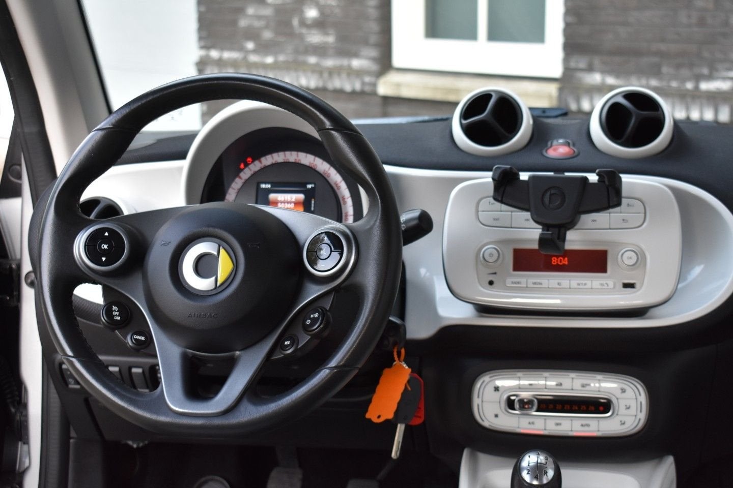 Smart ForTwo Wij zijn op afspraak geopend! Graag bellen voor, Auto's, Wit, Handgeschakeld, ForTwo, 93 g/km