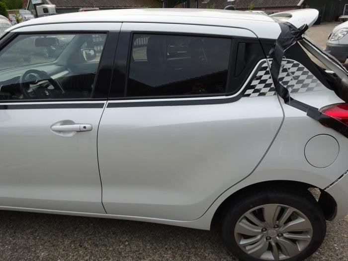 Portier 4Deurs links-achter van een Suzuki Swift (ZVR), Gebruikt, -, Deur, -