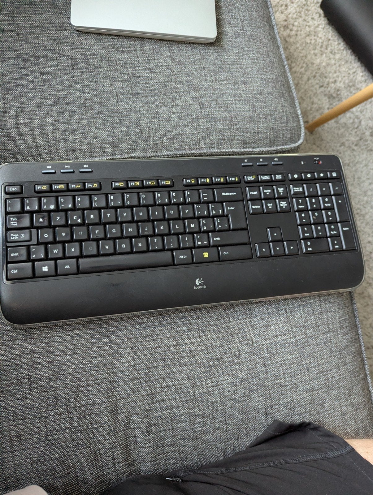 Logitech K520 AZERTY, Computers en Software, Optische drives, Ophalen