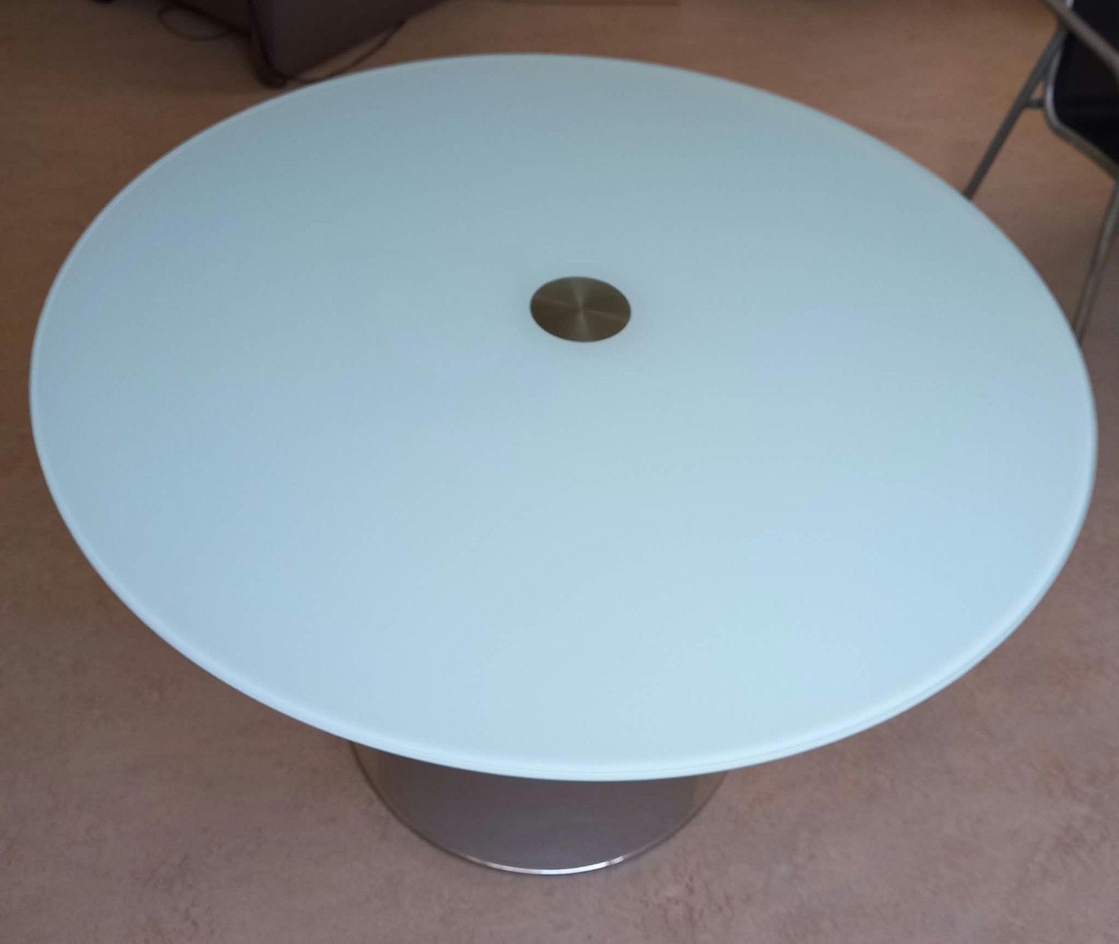 TULIP TAFEL MAT GLAS, Huis en Inrichting, Ophalen, Glas