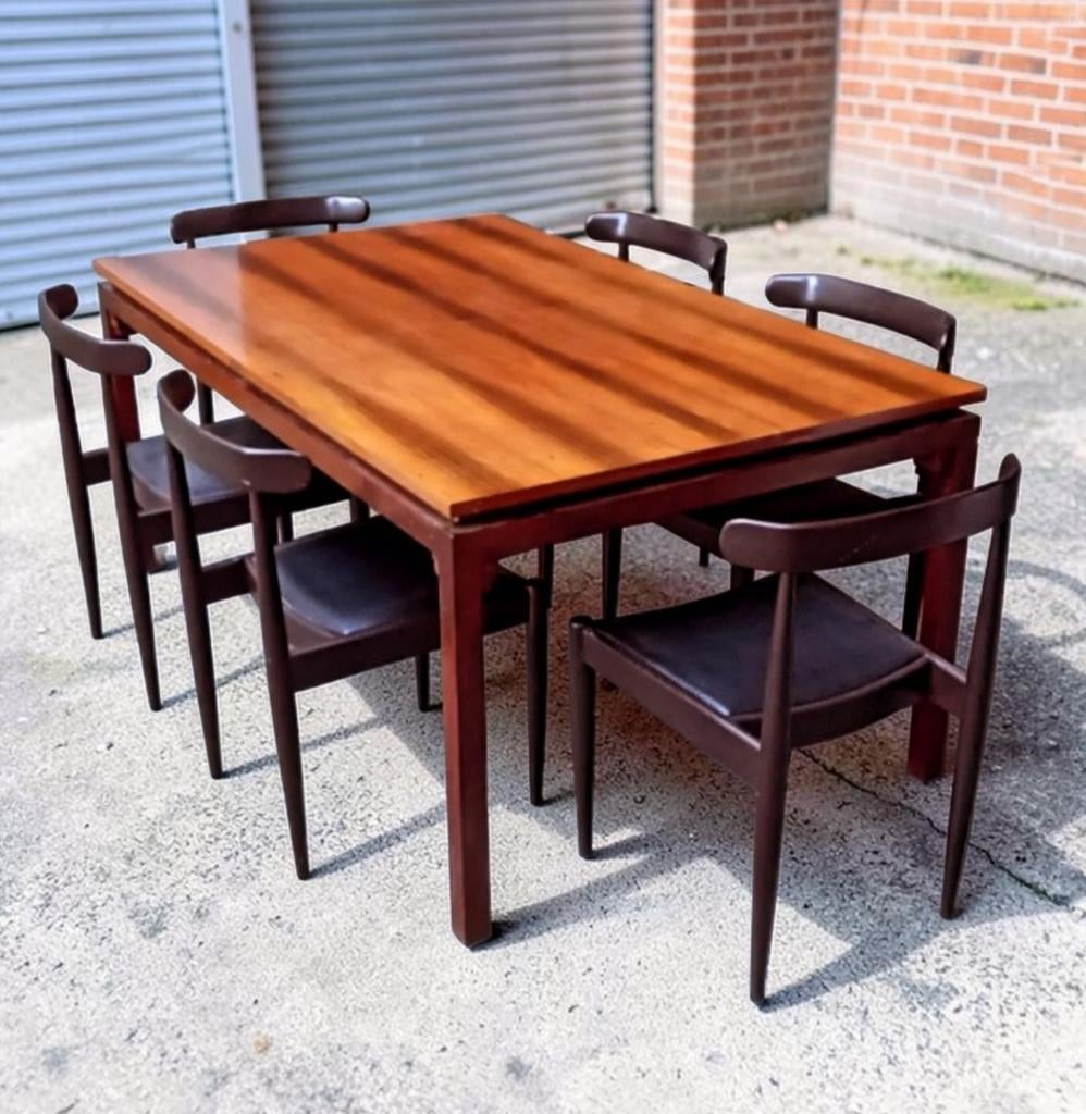 Alfred Hendrickx Belform vintage tafel en stoelen uit de jar, Huis en Inrichting, Tafels | Eettafels, Ophalen