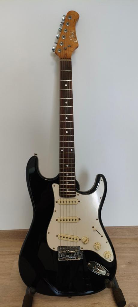 Stratocaster Eko S-300, Enlèvement, Comme neuf, Solid body, Autres marques