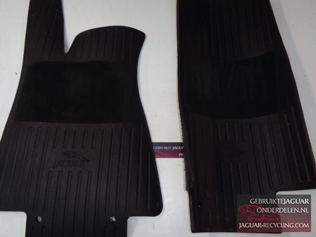 C2N3581 Matten set rubber XK8 2005-2012 nieuw origineel, -, -, Nieuw, Ophalen of Verzenden