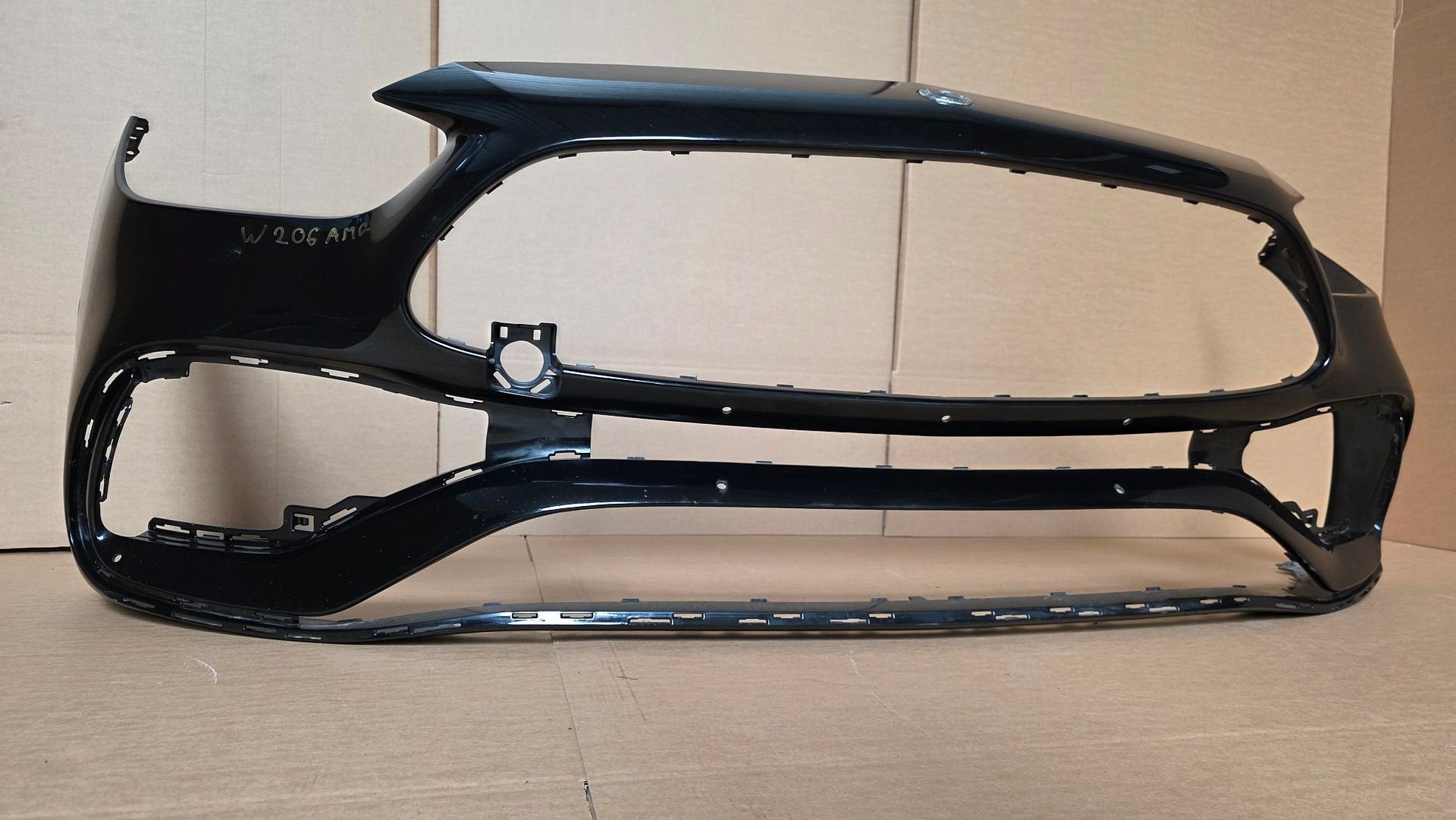 Voorbumper Mercedes C Klasse W206 AMG ORGINEEL A2068858401, Gebruikt, -, Voor, Ophalen of Verzenden