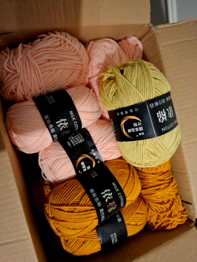 Wol (24 bollen in totaal), Hobby en Vrije tijd, Breien en Haken, Ophalen