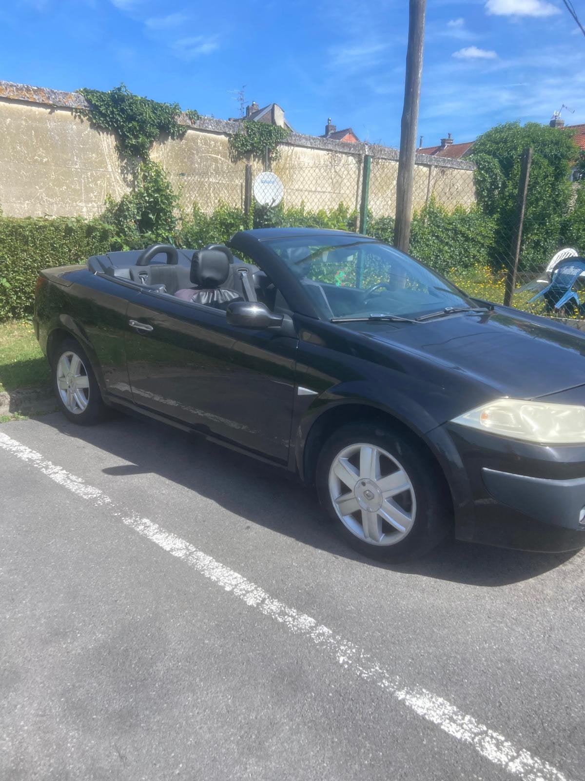 Renault Mégane cabriolet 1.5 DCI, Auto's, Renault, Cabriolet, Zwart, Diesel, Particulier