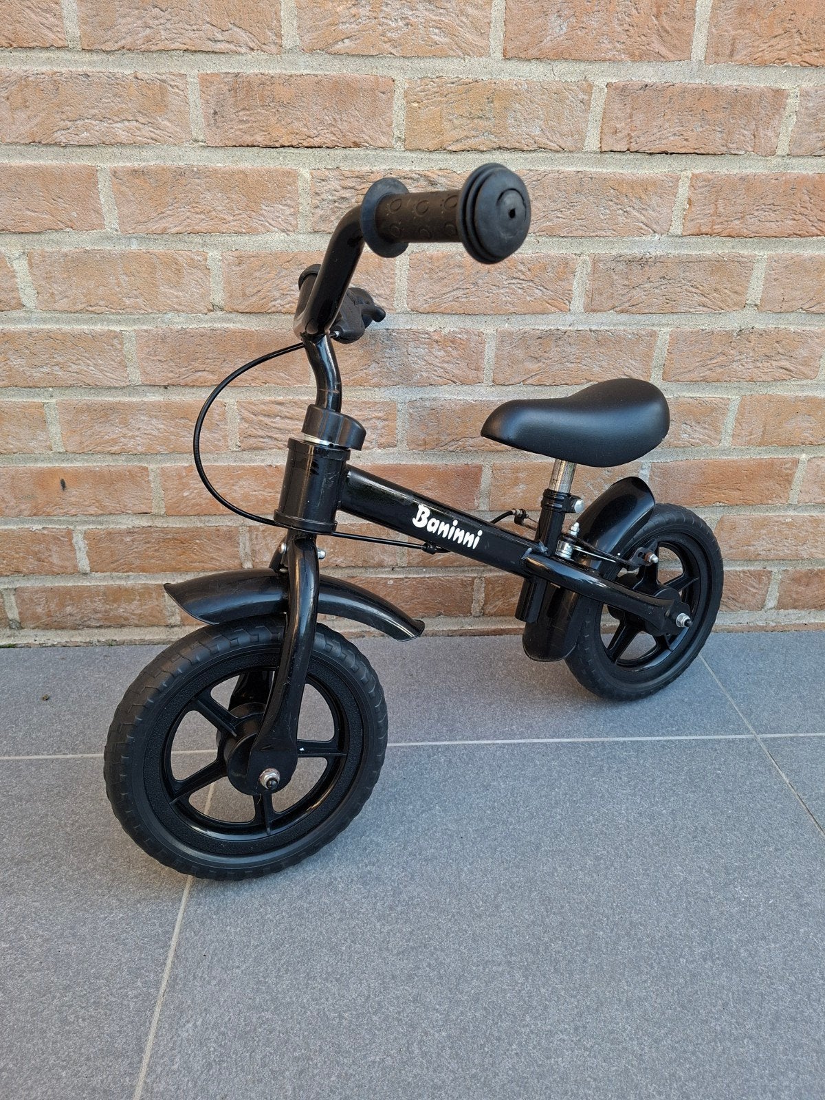 Baninni Loopfiets 2-3 jaar Wheely Zwart, Fietsen en Brommers, Ophalen