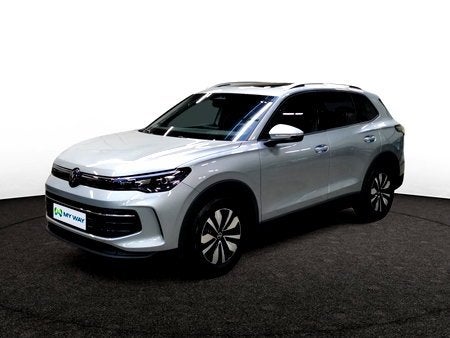 Volkswagen Tiguan Life Business Premium 1.5 eTSI  96 kW (131, Auto's, Automaat, https://public.car-pass.be/vhr/9208be96-e5b8-4082-a41f-0227df61cb36
