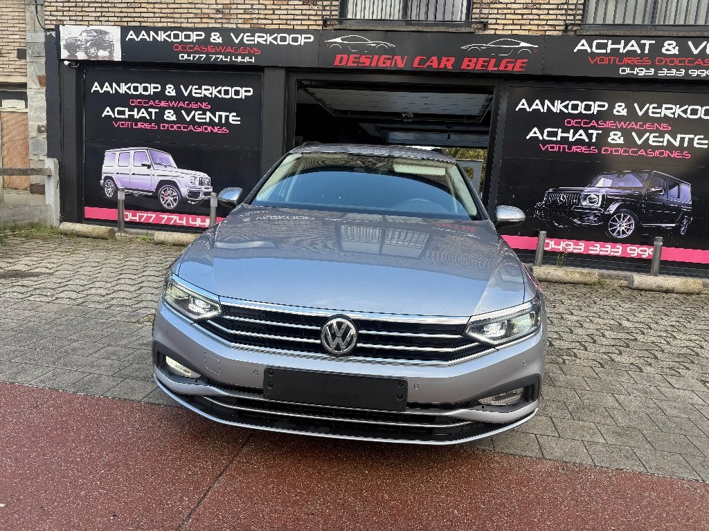Volkswagen Passat 1.6TDI Boite Automatique*Carnet Complet*, Autos, Cuir, Argent ou Gris, Achat, Phares au xénon